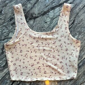 Size Medium SHEIN floral cropped lettuce trim tank top